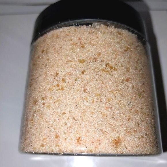 Hand crafted natural Bay Rum and Brown sugar emulsified sugar scrub 6oz - Picture 5 of 10